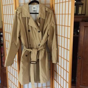 Old Navy Trench Coat/ raincoat XXL